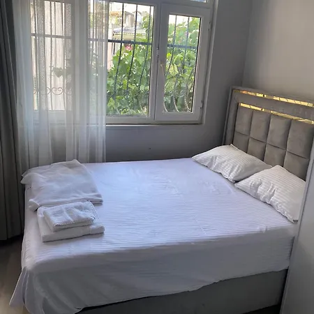 Aparthotel Lastbest *